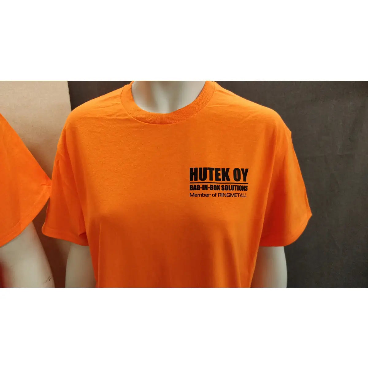 Gildan Ultra Cotton Huomiopaita kahdella Painatuksella - min. 20kpl - Yritystekstiilit